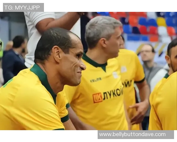 全球体育明星风采：从足球场到赛场的传奇故事与辉煌成就